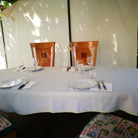 Bed and Breakfast Alle Grazie 3*