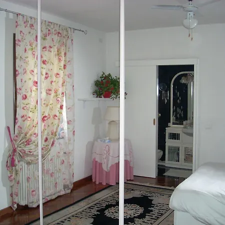 Alle Grazie Bed & Breakfast 3*